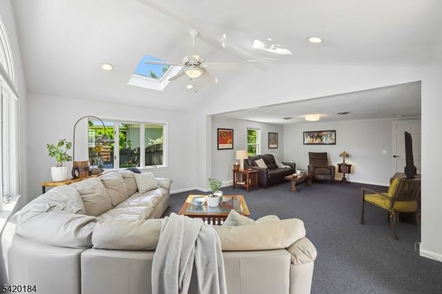 735 Radley Rd, Westfield Town, NJ 07090