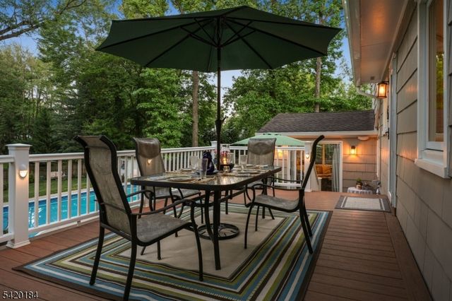 735 Radley Rd, Westfield Town, NJ 07090