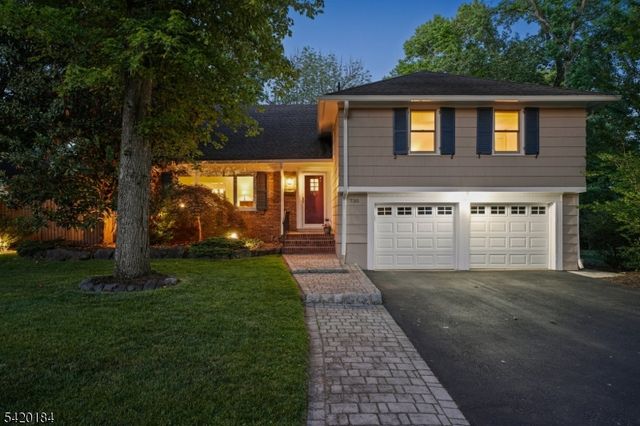 735 Radley Rd, Westfield Town, NJ 07090