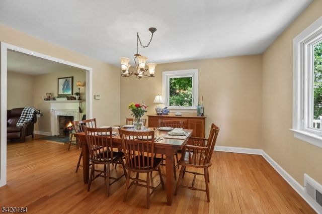735 Radley Rd, Westfield Town, NJ 07090