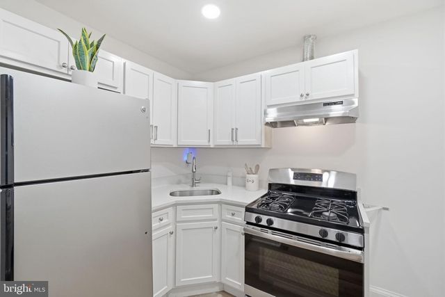 2015 4TH ST NE, Washington, DC 20002