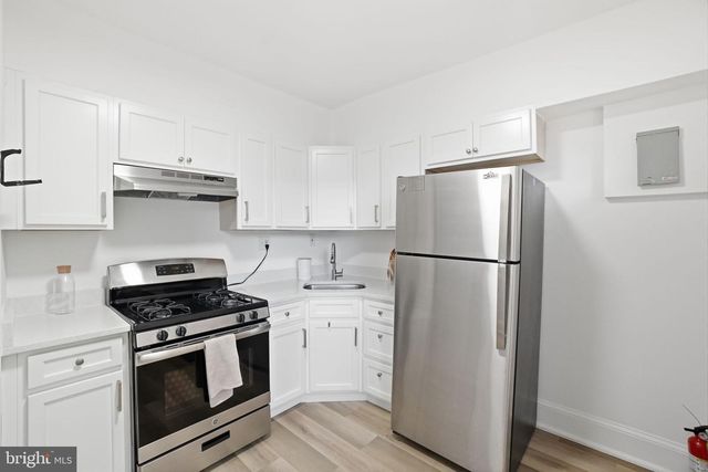 2015 4TH ST NE, Washington, DC 20002