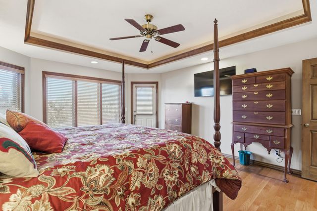 2992 W Cedarbluff Drive, Springfield, MO 65810