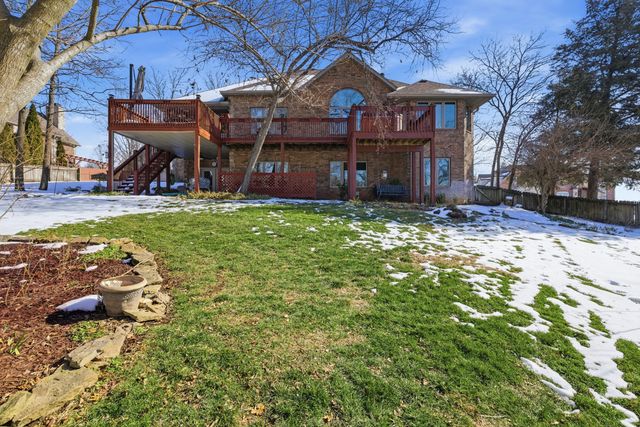 2992 W Cedarbluff Drive, Springfield, MO 65810