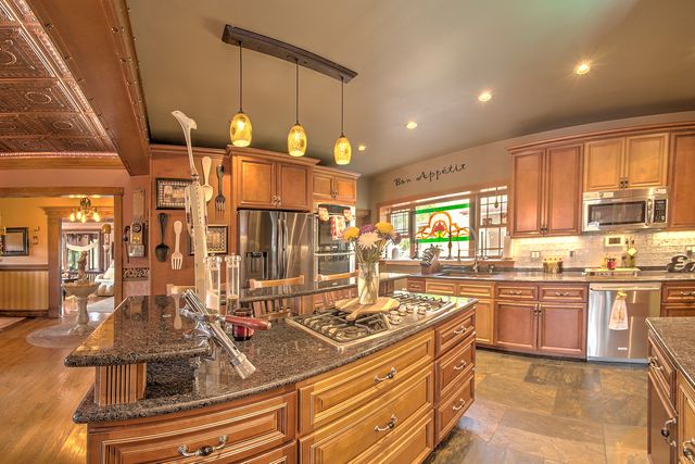 10127 S Hoyne Avenue, Chicago, IL 60643