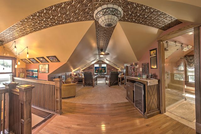 10127 S Hoyne Avenue, Chicago, IL 60643