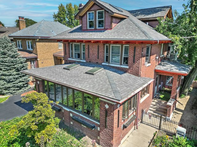 10127 S Hoyne Avenue, Chicago, IL 60643