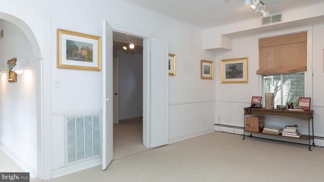 33 S HARRISON ST, Easton, MD 21601