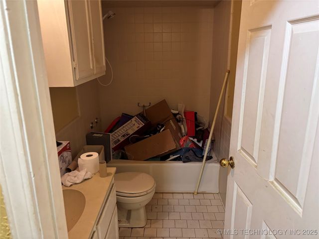 19450 E Acorn Road, Claremore, OK 74017