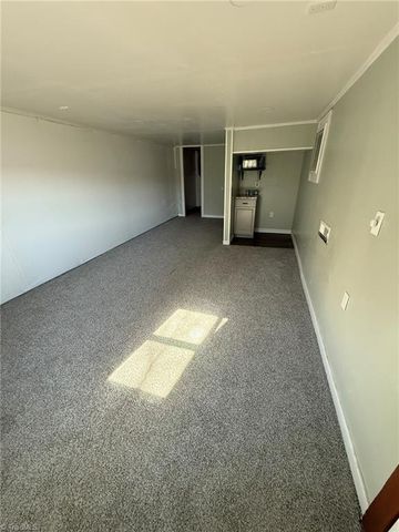 722 Maiden Lane, Mount Airy, NC 27030