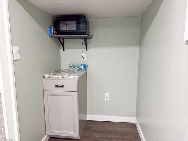 722 Maiden Lane, Mount Airy, NC 27030