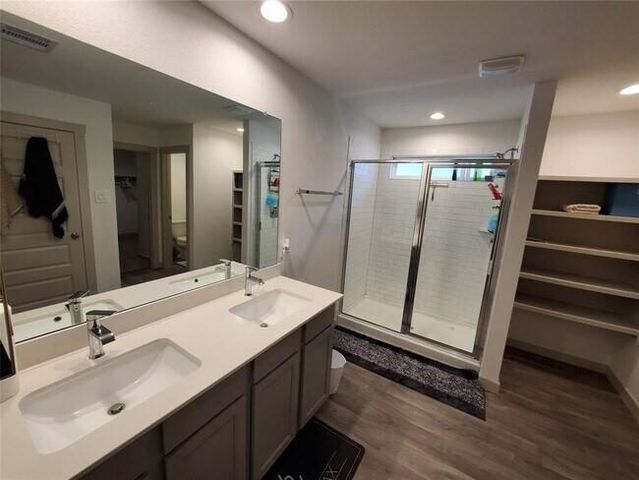 6910 Dell Vista Drive, Richmond, TX 77469