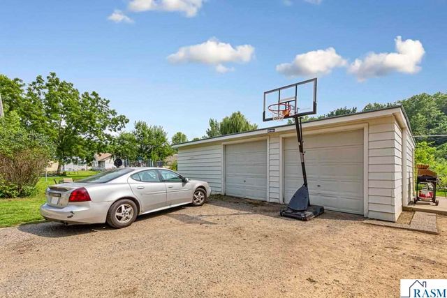 210 S Bird Street, Mankato, MN 56001