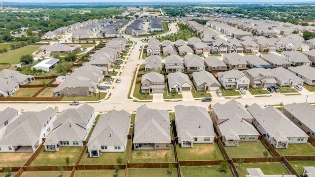 2425 Glacier Ridge, Corinth, TX 76210