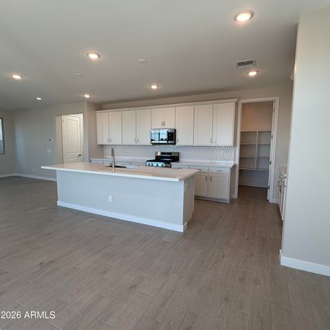 8929 E COVINA Street, Mesa, AZ 85207