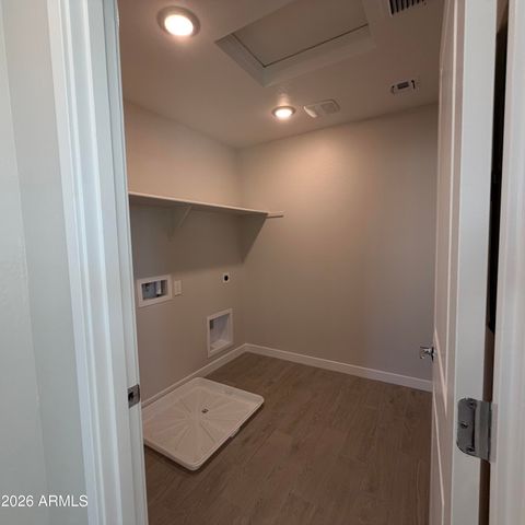 8929 E COVINA Street, Mesa, AZ 85207