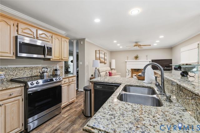 6401 Arbor Landing Dr, Chester, VA 23831