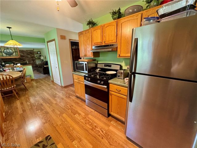 8893 White Oak Drive, Twinsburg, OH 44087
