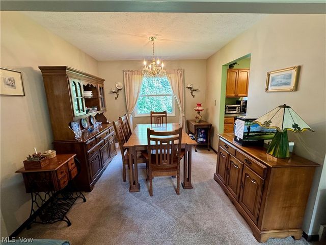 8893 White Oak Drive, Twinsburg, OH 44087