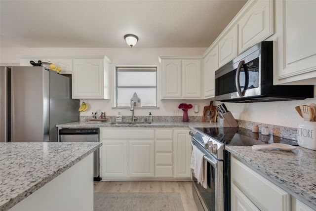 106 Hanover Avenue, Palmer, TX 75152