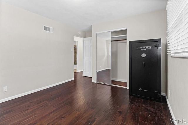 11706 Doverhill Drive, Sunset Hills, MO 63128