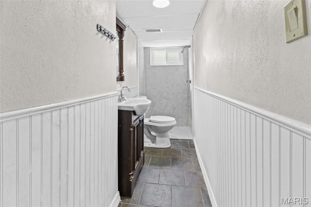 11706 Doverhill Drive, Sunset Hills, MO 63128