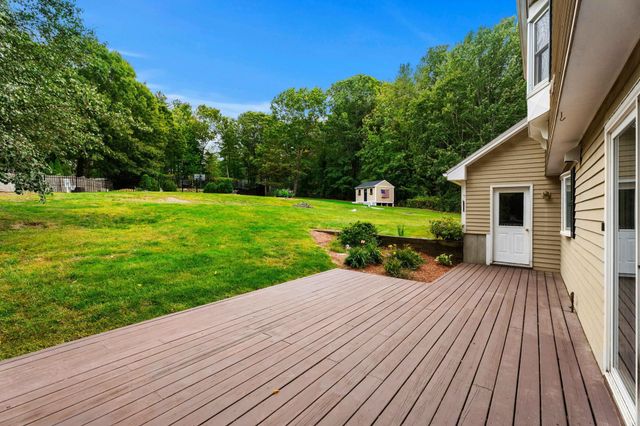 23 Brook Drive, Hudson, NH 03051