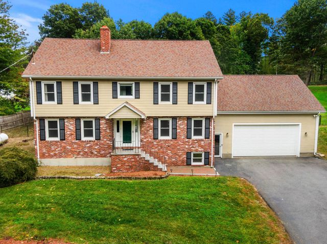 23 Brook Drive, Hudson, NH 03051