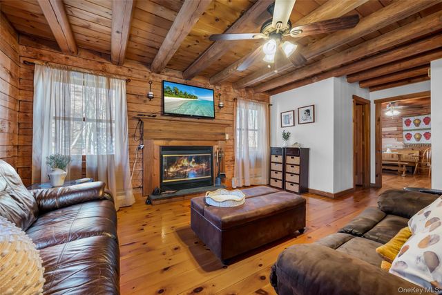 1085 County Route 17, Montgomery, NY 12549