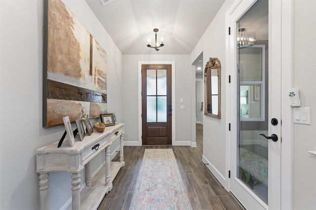 1429 Dancing Oak LN, San Marcos, TX 78666