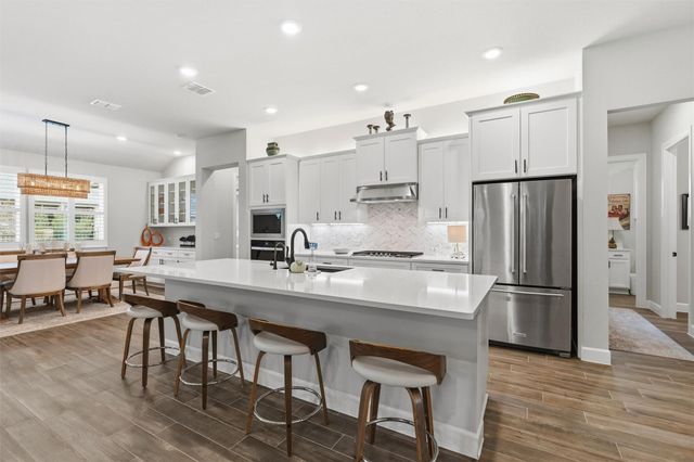 1429 Dancing Oak LN, San Marcos, TX 78666