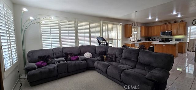 1075 Nighthawk, Corona, CA 92881