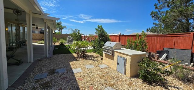 1075 Nighthawk, Corona, CA 92881