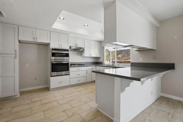 4030 Syme Drive, Carlsbad, CA 92008