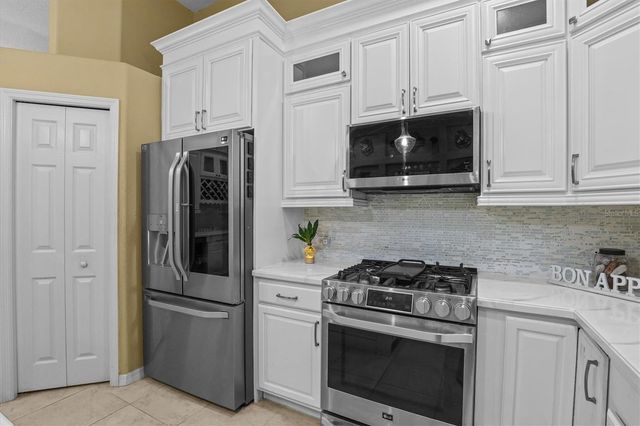 8331 GOLDEN PRAIRIE DRIVE, Tampa, FL 33647
