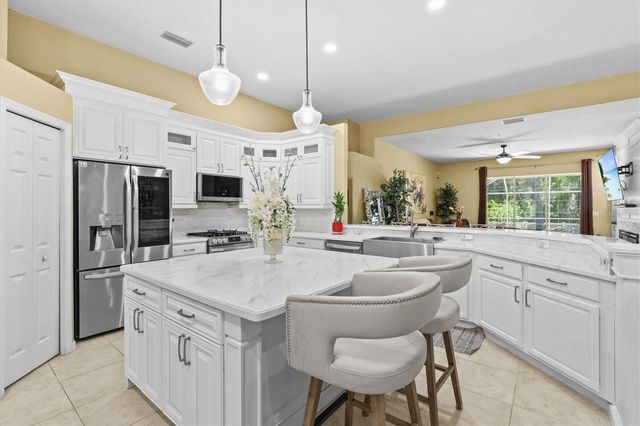 8331 GOLDEN PRAIRIE DRIVE, Tampa, FL 33647