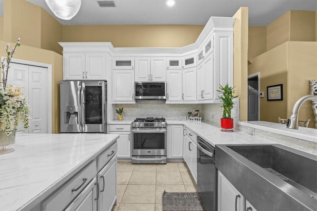 8331 GOLDEN PRAIRIE DRIVE, Tampa, FL 33647
