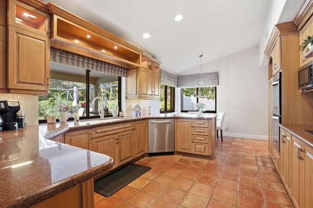 18229 103rd Trail S, Boca Raton, FL 33498