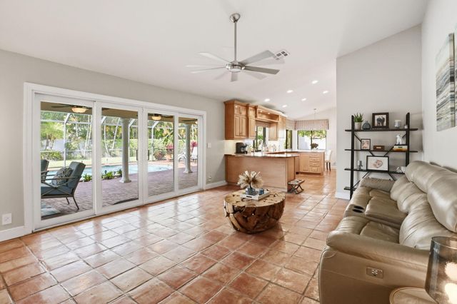 18229 103rd Trail S, Boca Raton, FL 33498