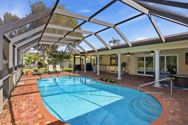 18229 103rd Trail S, Boca Raton, FL 33498