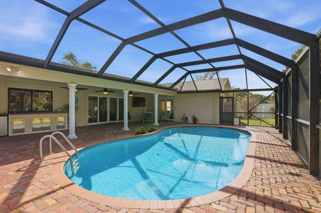 18229 103rd Trail S, Boca Raton, FL 33498