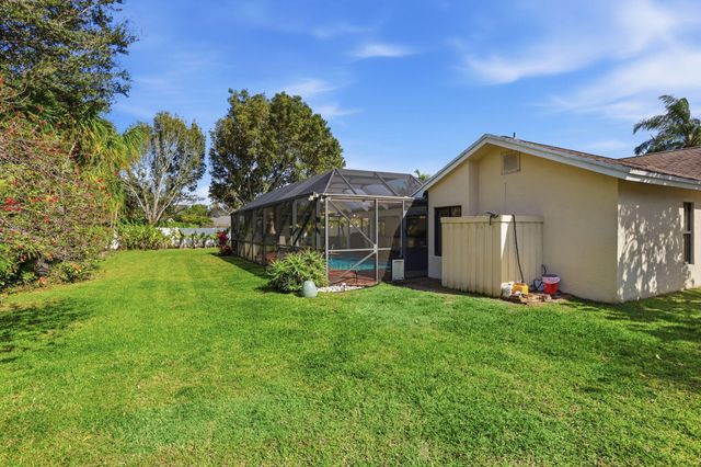 18229 103rd Trail S, Boca Raton, FL 33498