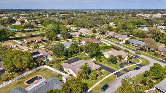 18229 103rd Trail S, Boca Raton, FL 33498