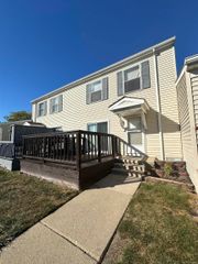 28219 Raleigh Crescent Drive, Chesterfield Twp, MI 48051