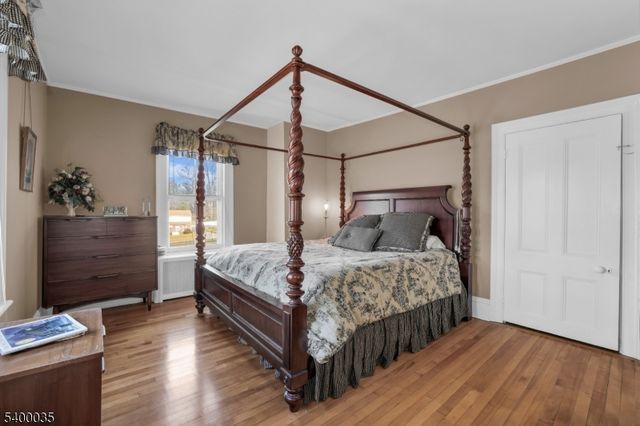 265 Little Falls Rd, Cedar Grove Twp., NJ 07009