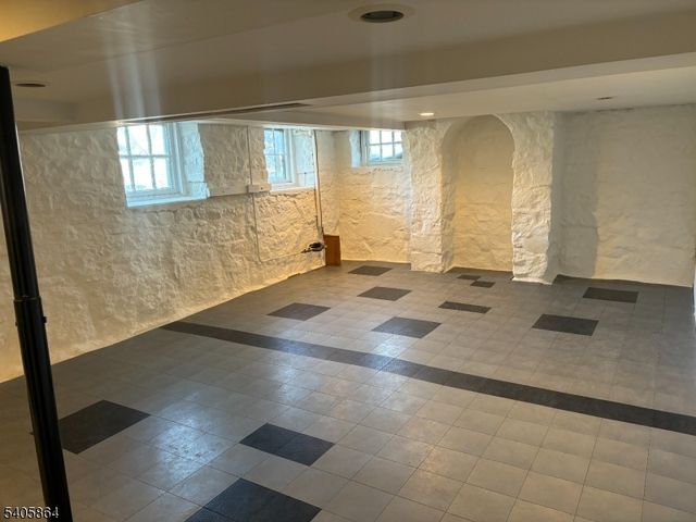 265 Little Falls Rd, Cedar Grove Twp., NJ 07009