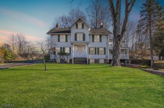 265 Little Falls Rd, Cedar Grove Twp., NJ 07009