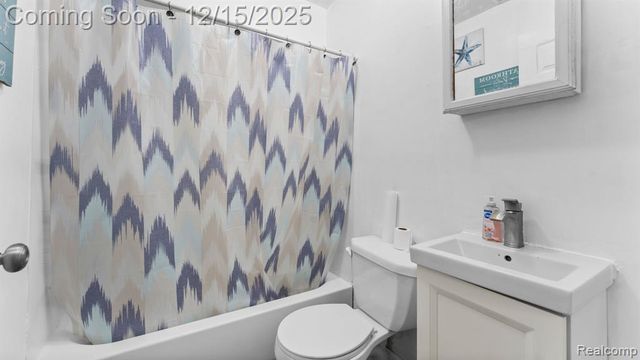 8120 Prospect Avenue, Warren, MI 48089