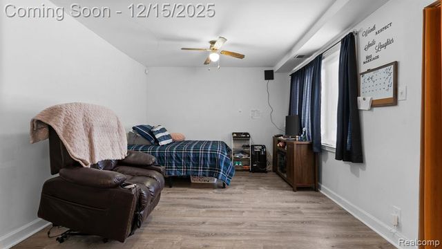 8120 Prospect Avenue, Warren, MI 48089