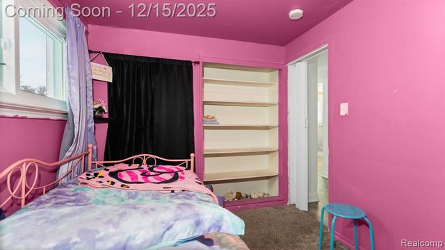 8120 Prospect Avenue, Warren, MI 48089